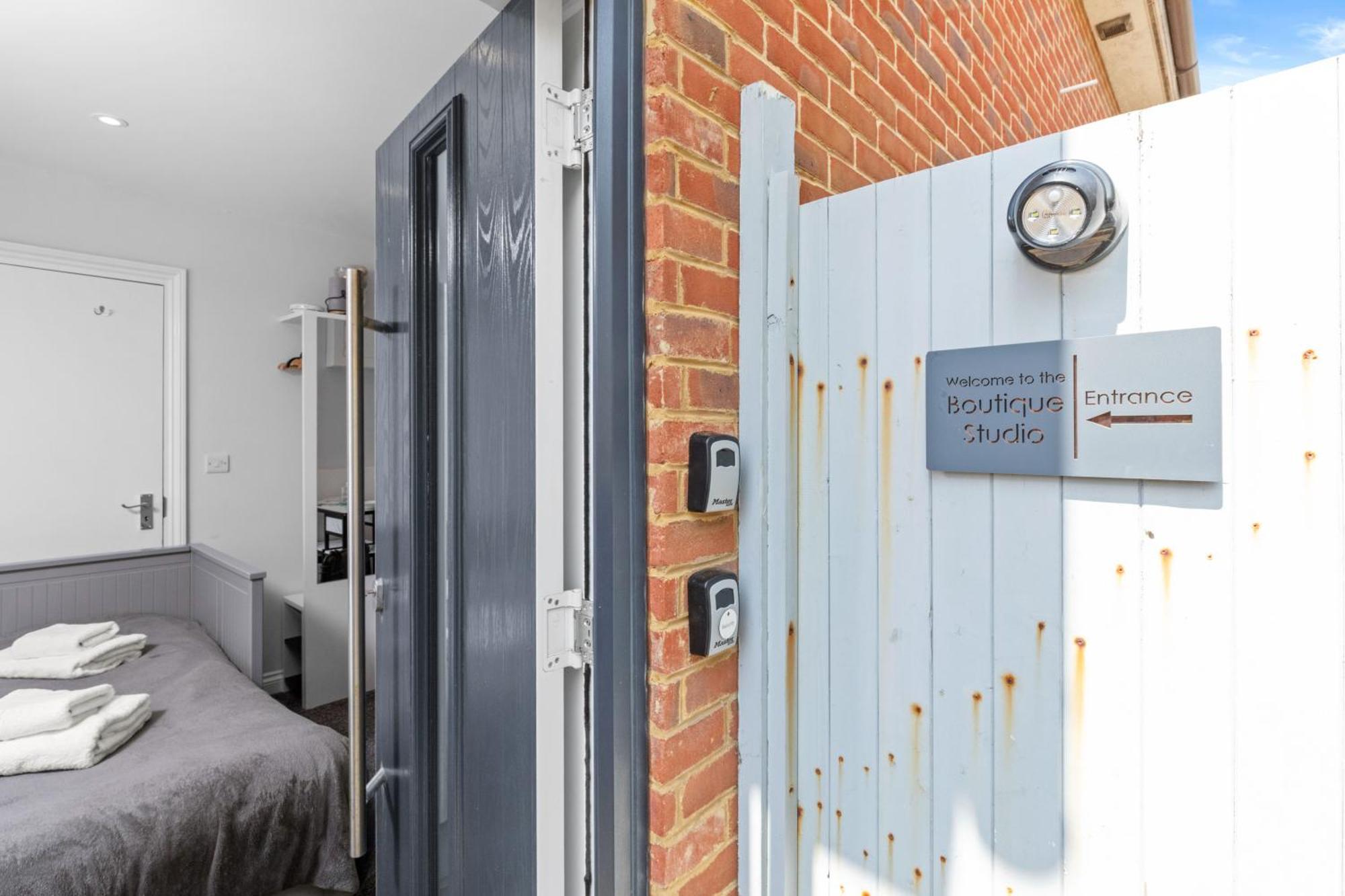 Rottingdean Boutique Studio Apartment By The Sea Brighton Ngoại thất bức ảnh